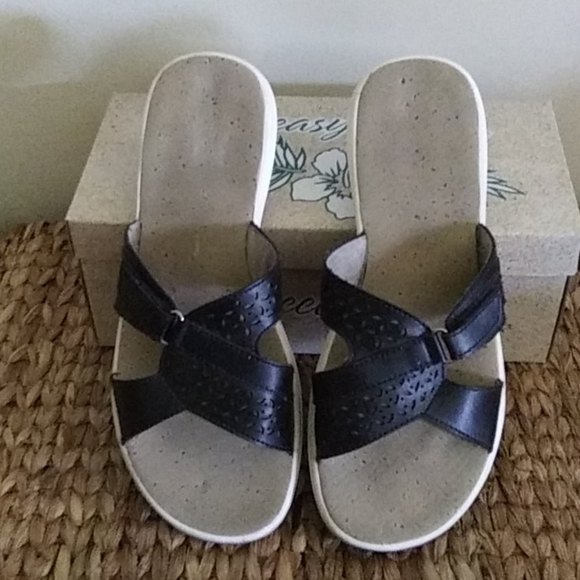 Easy Street slide sandals - Picture 2 of 7